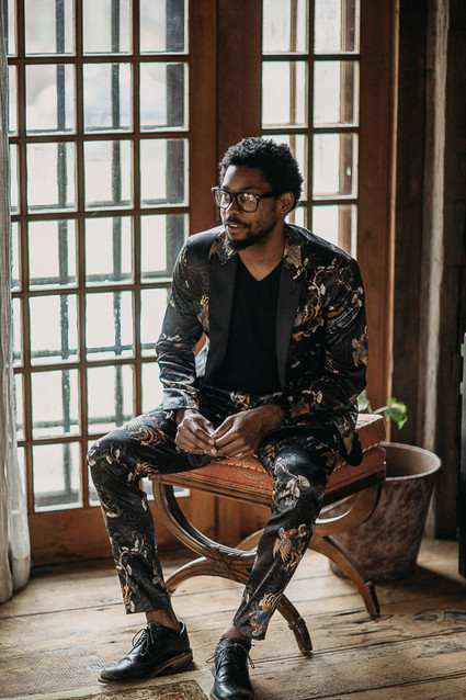 Intimate winter B&B elopement in the Hudson Valley