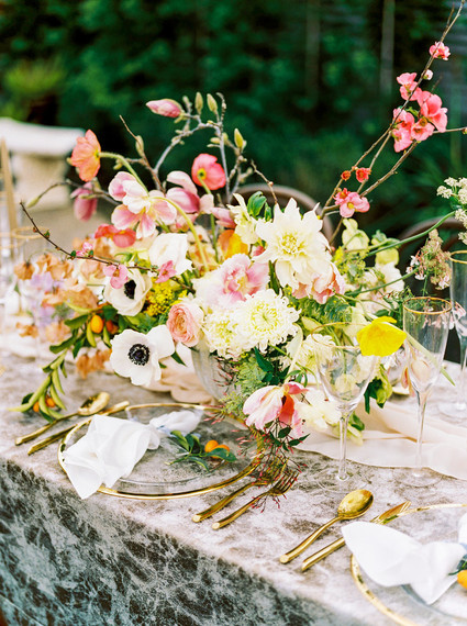 Glam spring garden wedding ideas