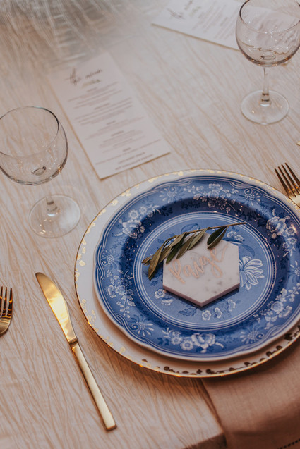 Classic wedding decor