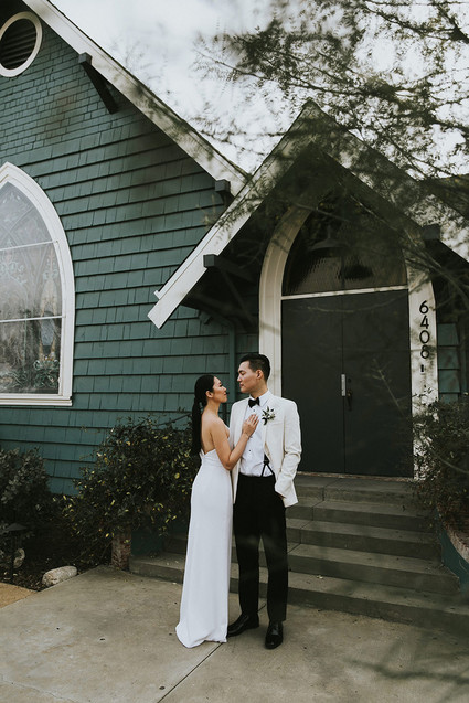 Moody minimalist spring wedding at The Ruby Street in Los Angeles
