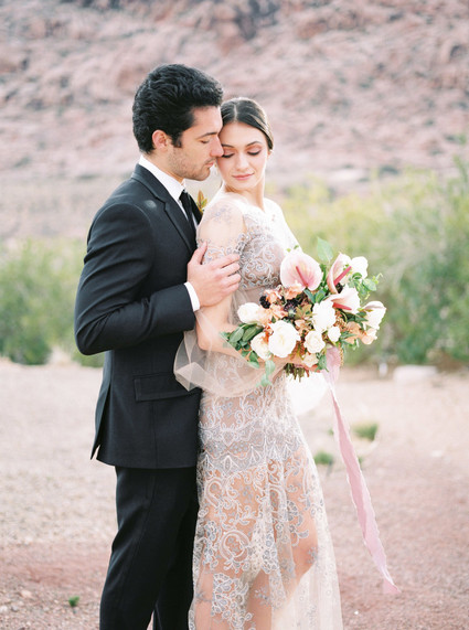 Dreamy desert elopement shoot in Las Vegas Inspiration