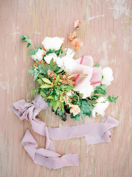 Dreamy desert elopement shoot in Las Vegas Inspiration