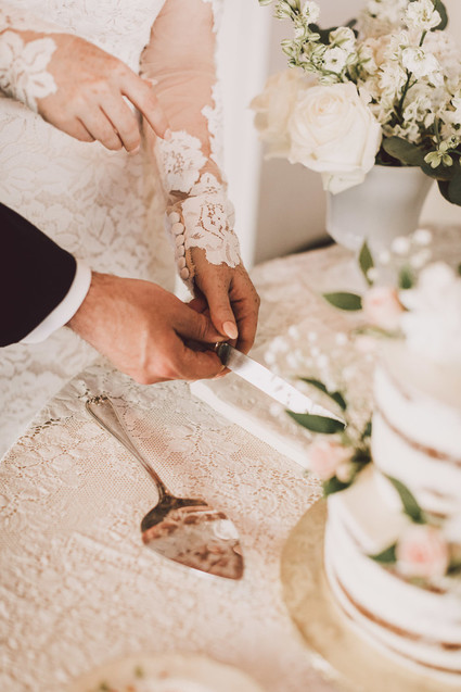 Elegant intimate Whidbey Island wedding at The Wayfarer