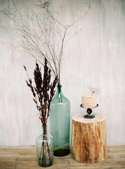 Minimal modern grey wedding ideas