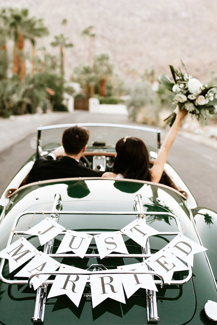 Classic modern Palm Springs wedding at the Avalon