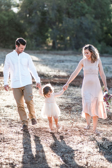 Rustic sunset family photos in Western Australia