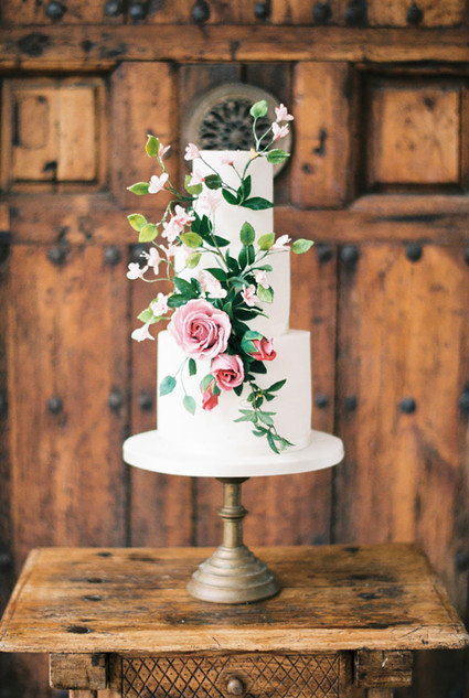 Floral wedding cake