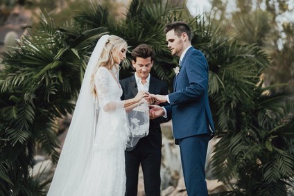 Tropical earth tone Palm Springs wedding at Colony 29