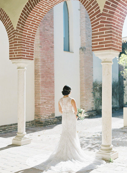 Romantic summer destination wedding in the Spanish countryside
