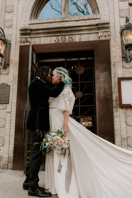 Whimsical indie wedding in Brooklyn at Diety