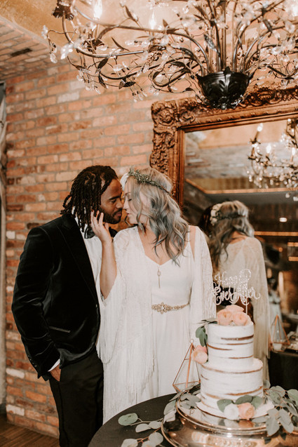 Whimsical indie wedding in Brooklyn at Diety