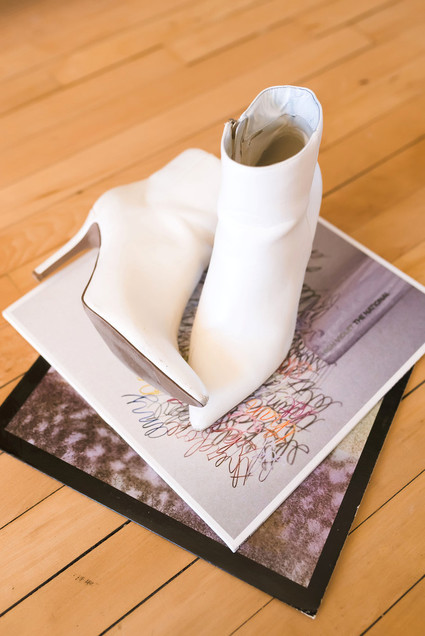 Stylish Detroit engagement photos