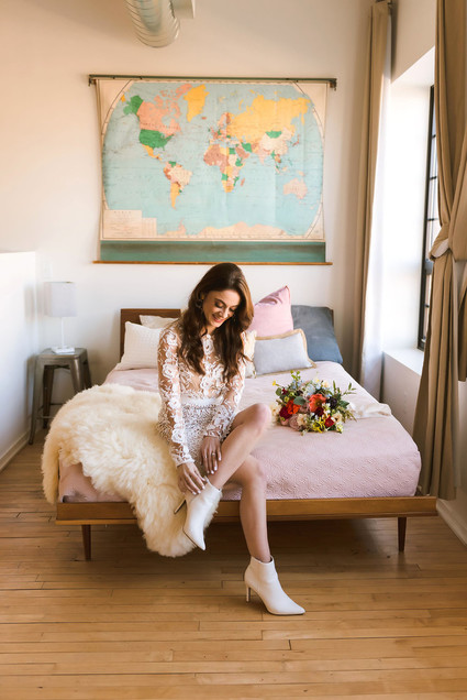 Stylish Detroit engagement photos