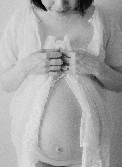 Floral maternity portraits on film