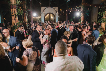 Colorful spring Texas wedding with Mexican details