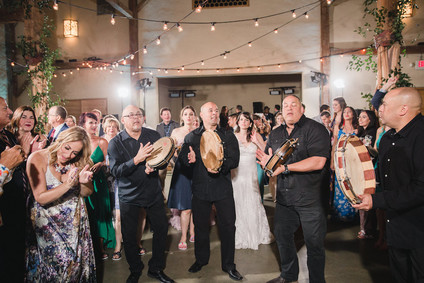 Colorful spring Texas wedding with Mexican details