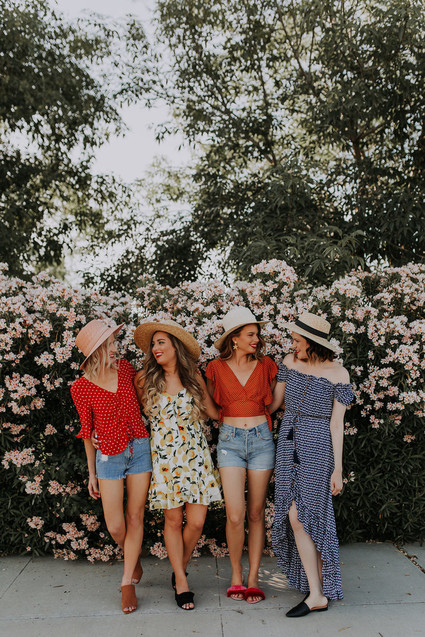 Tropical bachelorette party ideas in Palm Springs Inspiration