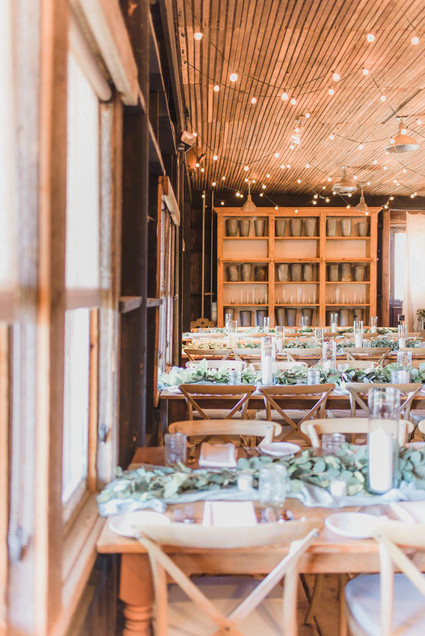 Rustic modern Jewish wedding at Terrain
