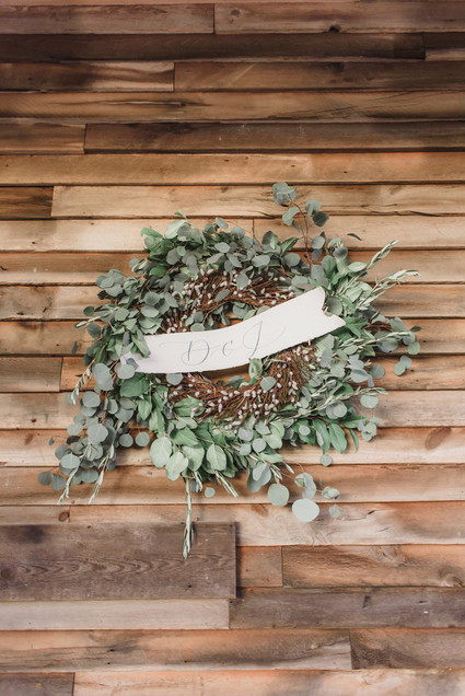 Rustic modern Jewish wedding at Terrain