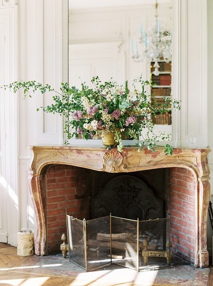 Moody romantic burgundy wedding ideas in France