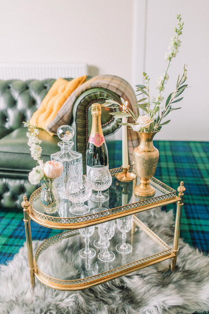 Vintage wedding decor