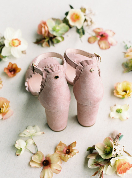 On trend now, a tamarind and pink wedding editorial in Sonoma CA