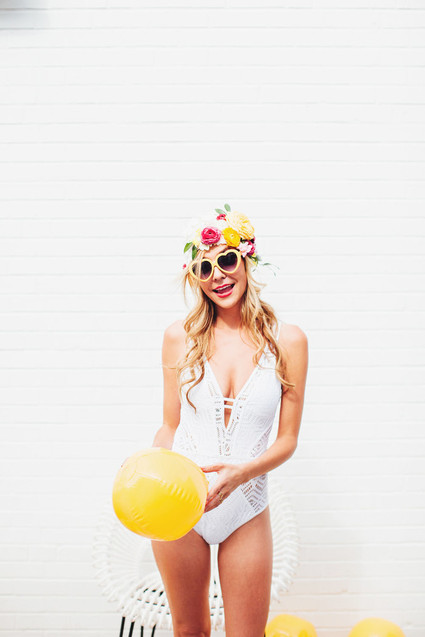 How to throw a super cute pool party bachelorette party Inspiration