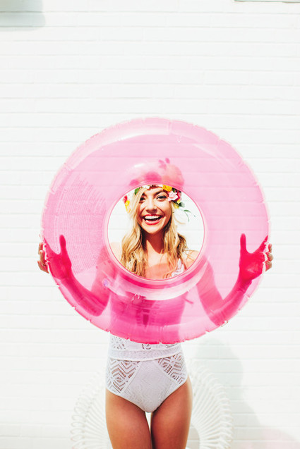 How to throw a super cute pool party bachelorette party Inspiration