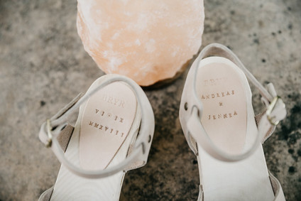 A stylish, thoughtful backyard wedding for $10K on 100 Layer Cake Inspiration