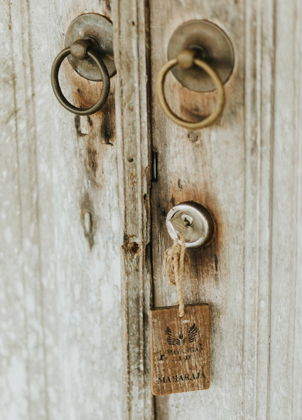 Elegant, romantic white + green wedding at Khayangan Estate in Bali