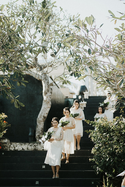 Elegant, romantic white + green wedding at Khayangan Estate in Bali
