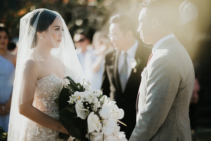 Elegant, romantic white + green wedding at Khayangan Estate in Bali