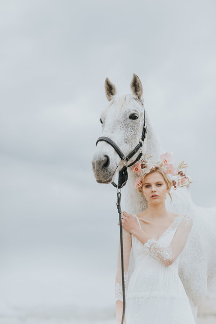 Ethereal modern bridal inspiration with tropical pink details