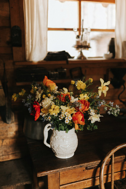Intimate, rustic summer wedding ideas at The High Desert Museum in Bend, OR
