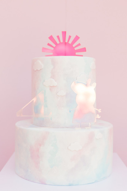 Modern Peppa Pig girl's birthday party Inspiration