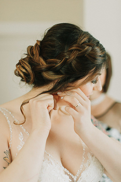 Romantic jewel tone fall wedding in Indiana