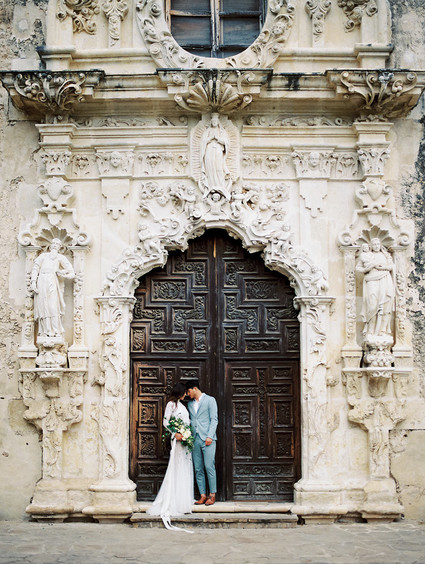 Elegant, fall Spanish inspired wedding at Mission San Jose in San Antonio Texas