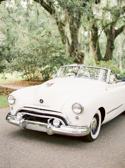 Ultra romantic southern wedding at Magnolia Plantation and Gardens in Charleston