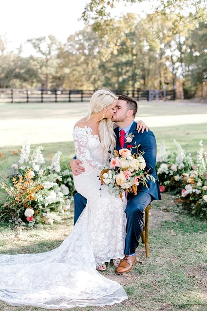 Gorgeous fine art fall wedding at the White Sparrow Barn in Dallas