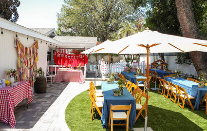 Burger themed baby shower for
