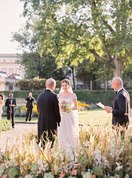 A classic European wedding in Vienna