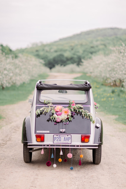 Apple orchard wedding inspiration in Mont Saint Hilaire, Quebec