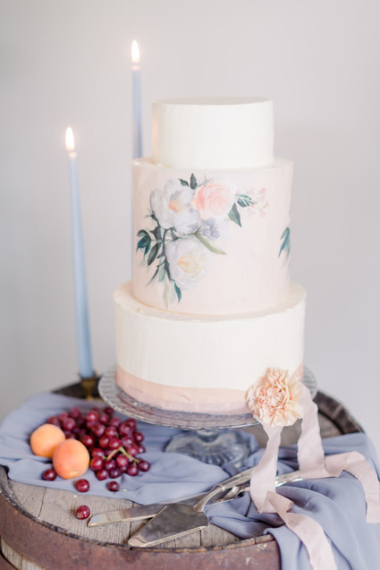 Apple orchard wedding inspiration in Mont Saint Hilaire, Quebec