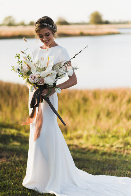 Modern minimal Icelandic wedding editorial at The Lake House