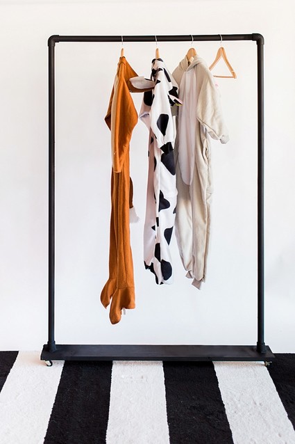 What does the fox say costume party birthday