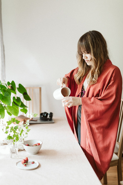 How to style your intimate engagement photos at home