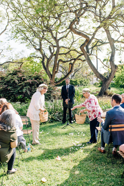 a colorful backyard wedding in Santa Barbara on a super reasonable budget