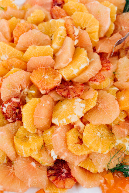 a colorful backyard wedding in Santa Barbara on a super reasonable budget