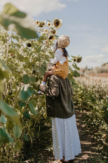 Fall family photos at Kruger Farms on Sauvie's Island