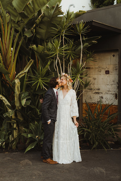 Modern tropical DTLA wedding with designer details at The Millwick